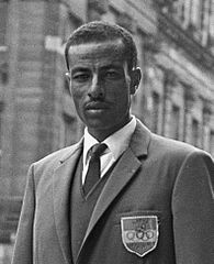 Abebe Bikila in Amsterdam, 1968 (Wikimedia Commons, Nationaal Archief, CC0 1.0)