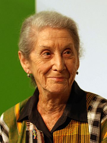 Nadine Gordimer at the Göteborg Book Fair 2010 (Wikimedia Commons, CC-BY-3.0,  Photo: Bengt Oberger)