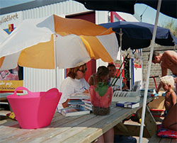 Strandbibliotheek Katwijk (Wikimedia Commons)