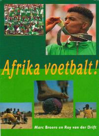 book cover Afrika voetbalt!